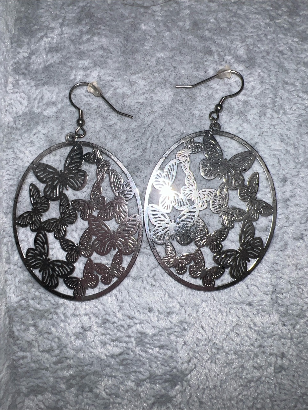 Silver Butterfly Cutout Oval Drop Earrings – Elegant Women’s Dangle Jewelry